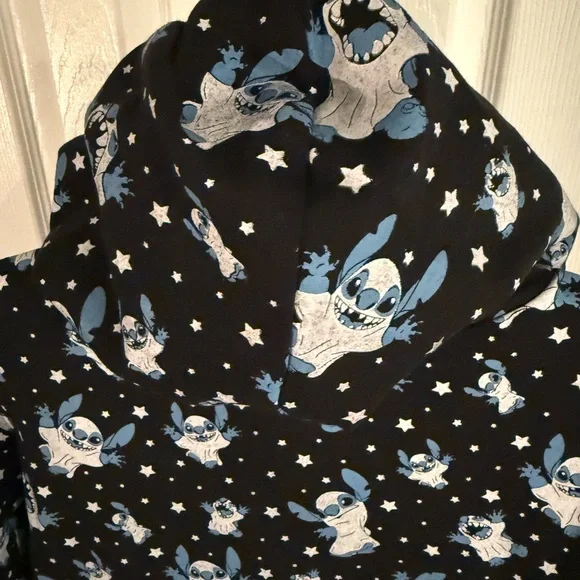 Loungefly Disney Stitch Ghost Costume Glow In Dark Hoodie  display picture 1